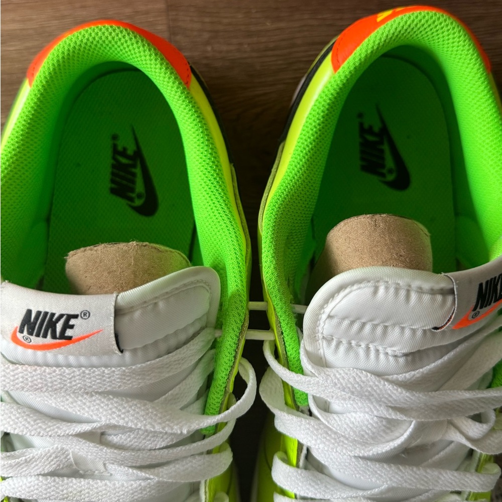 Nike Dunk Low SE Splash Glow in the Dark Green - Picture 4 of 7